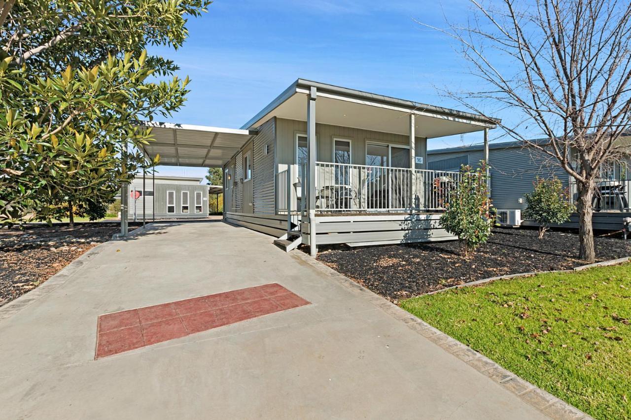 Discovery Parks - Moama Waters Exteriör bild